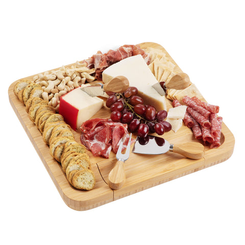 Dynamic Gear durable entertaining board stands up to frequent gatherings.