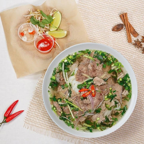 Dyware large noodle bowl designed for generous portions and versatile meals.