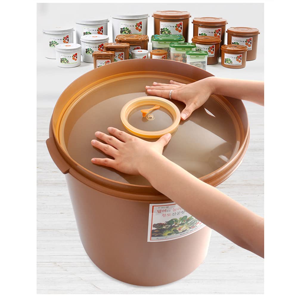 e-jen container is dishwasher, freezer, and microwave safe.