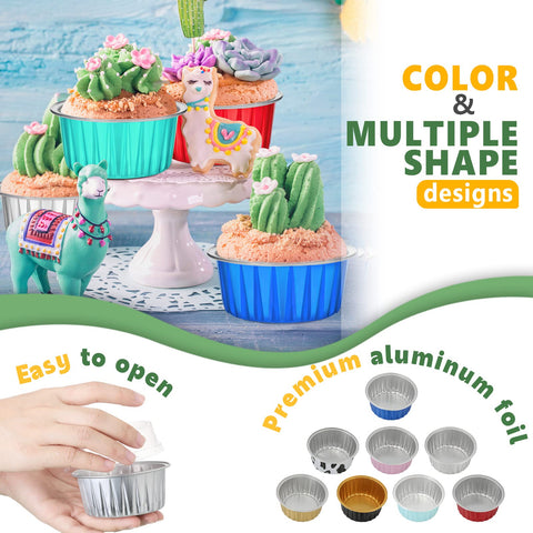 Eaasty silver cups with lids offer elegant serving for gatherings.