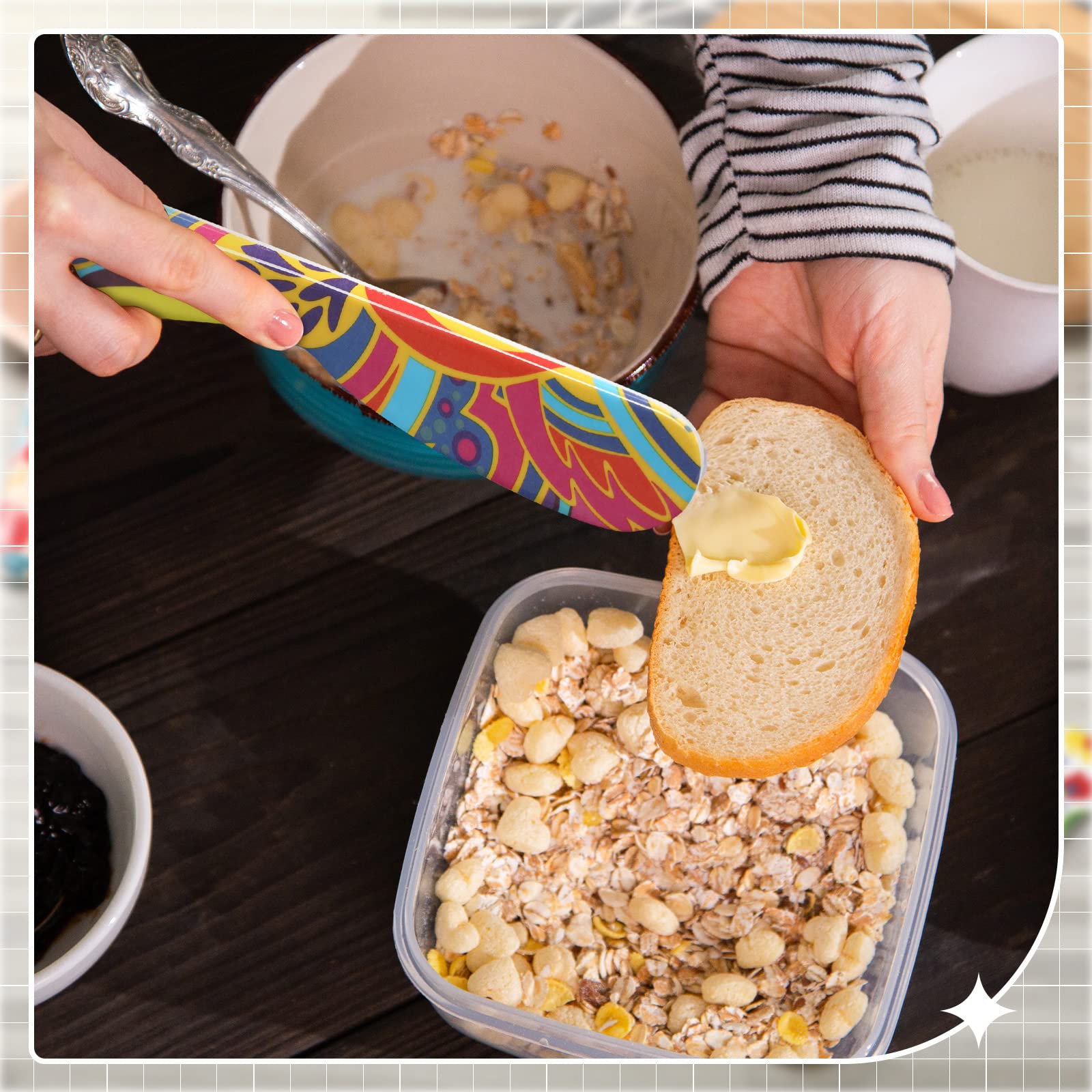Eaasty butter spreaders featuring ergonomic handles for comfortable use