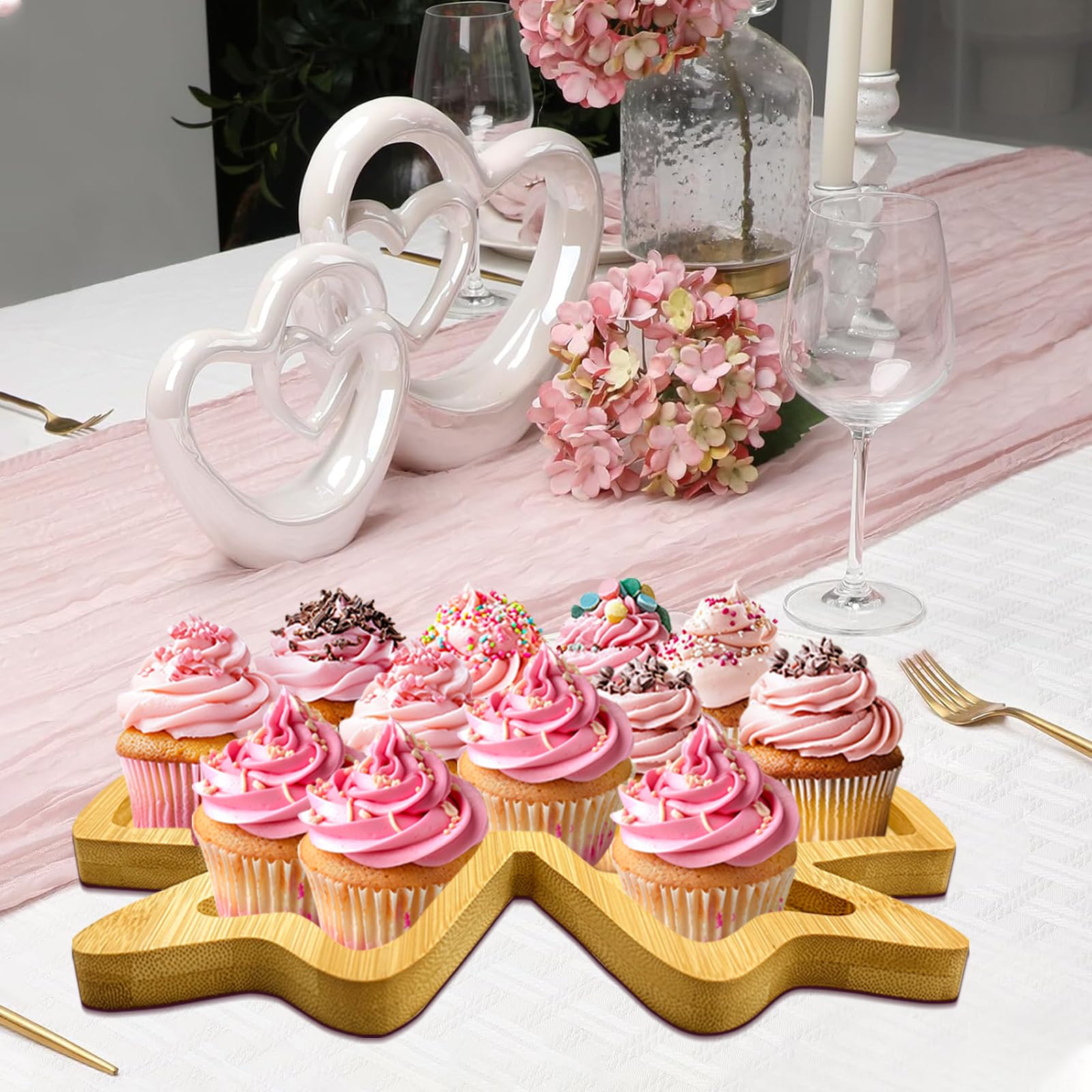 Easma reusable food display platter that’s easy to clean after use.