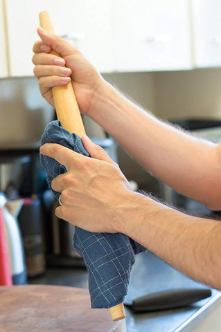 Ebuns easy-clean design makes quick wipe-down after baking sessions