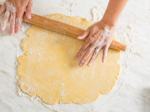 Ebuns solid wood construction offers durability and a natural, non-stick feel