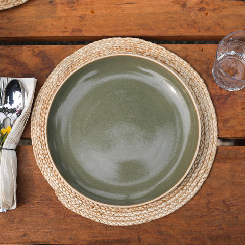 Eco Crave Jute Placemats round woven texture adds tactile interest.