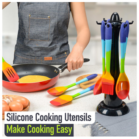 EcoGadgetz ergonomic handles provide a secure grip even when hands are wet