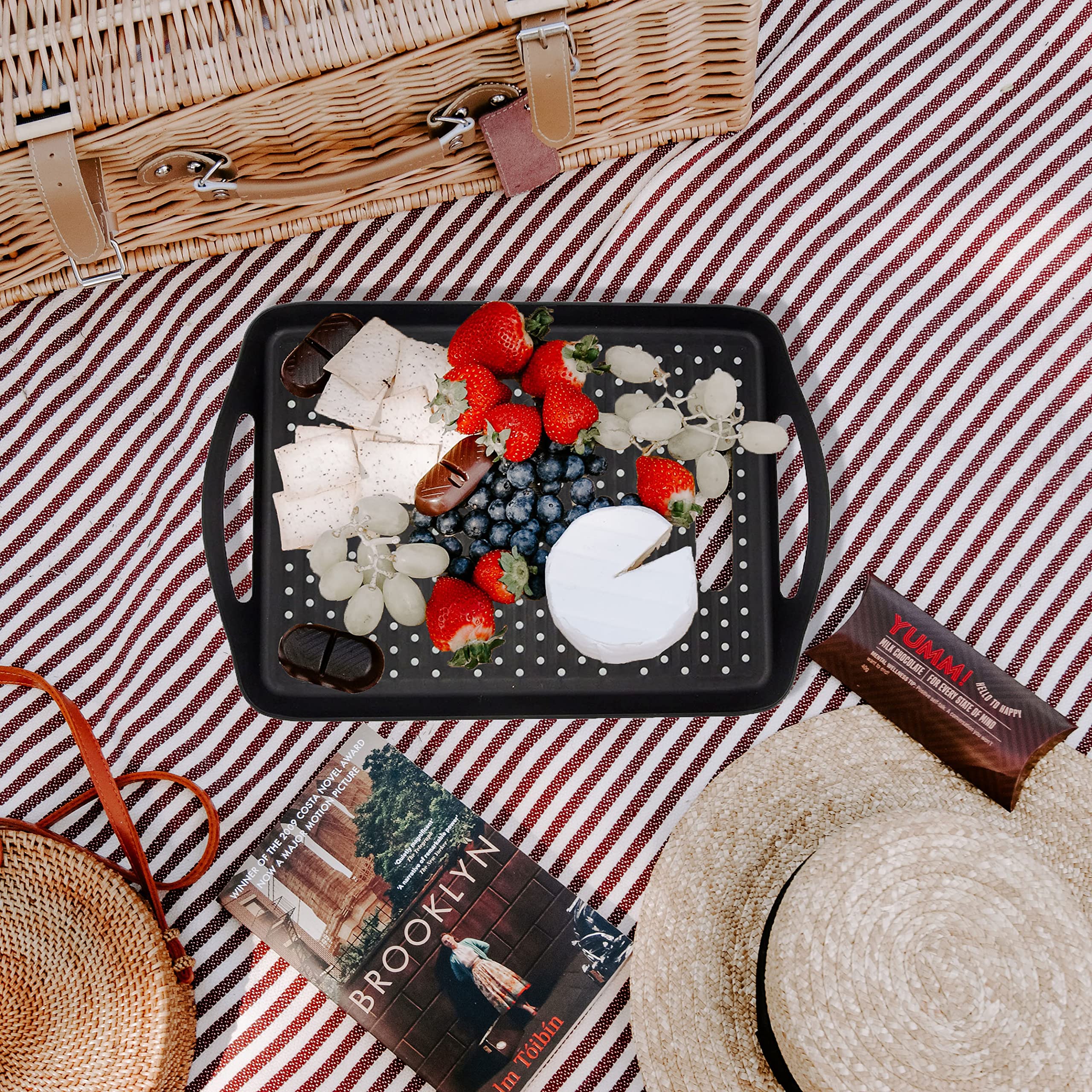 ECOIOU tray with hanging option for kitchen storage.