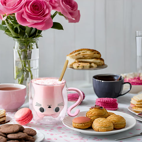 Ecooe cat mug with handle and spoon, perfect for daily use.