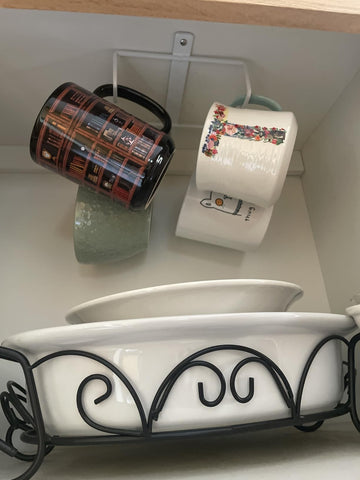 Heavy-duty ECROCY mug rack supports up to 30 lbs for reliable storage
