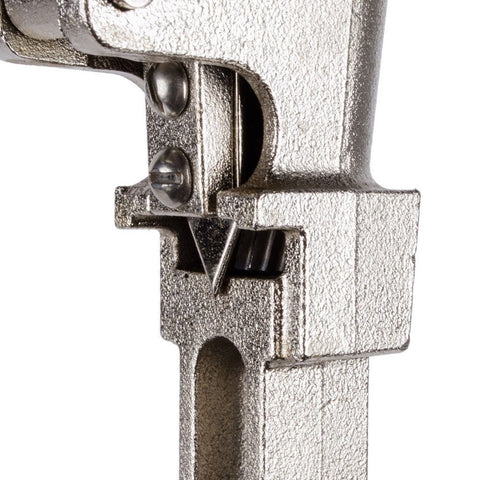 Edlund 11100 double-sided blade delivers safe, precise cuts