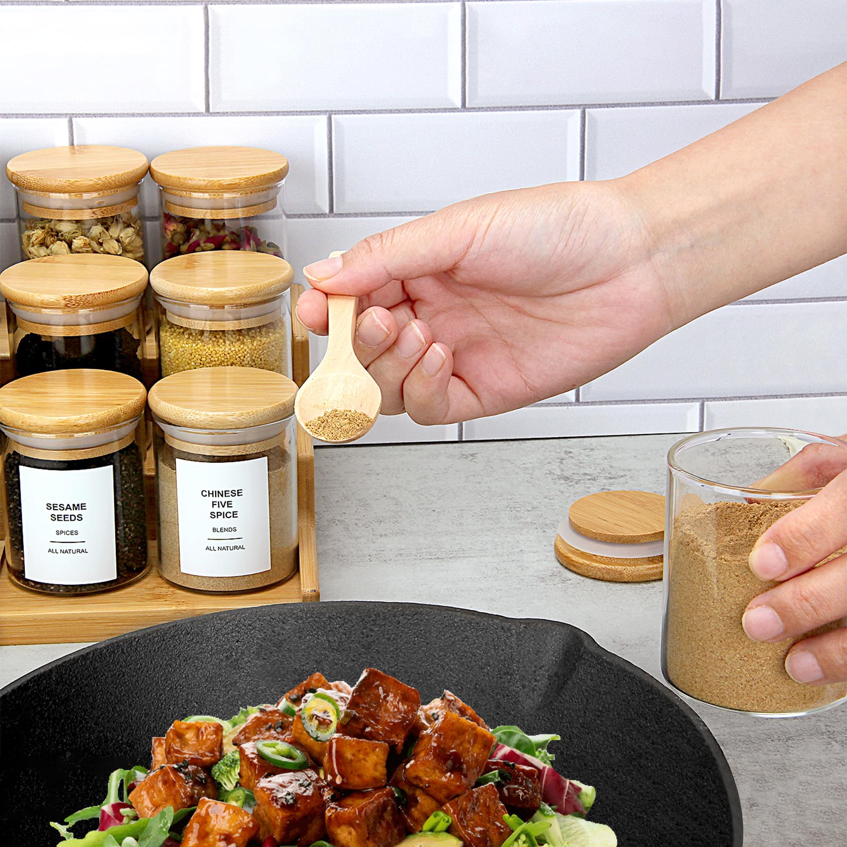 EgticHome bamboo lids with silicone gaskets create a reliable seal.