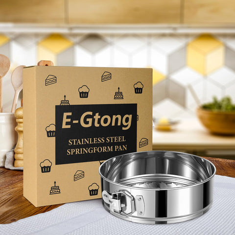 E-Gtong dishwasher-safe pan saves time after big baking sessions
