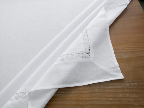 EHouseHome easy-clean tablecloth—machine washable in cold water.