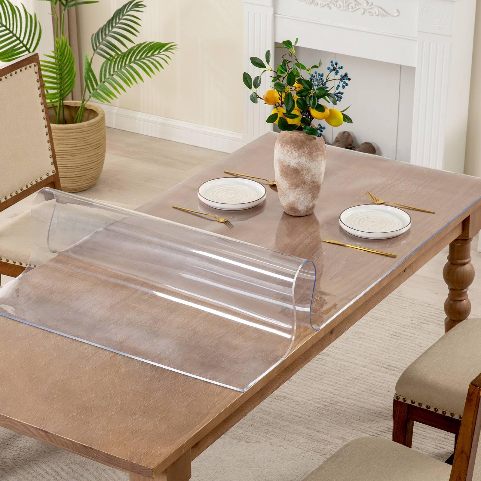 Eisdroma waterproof table protector keeps desks clean and stain-free