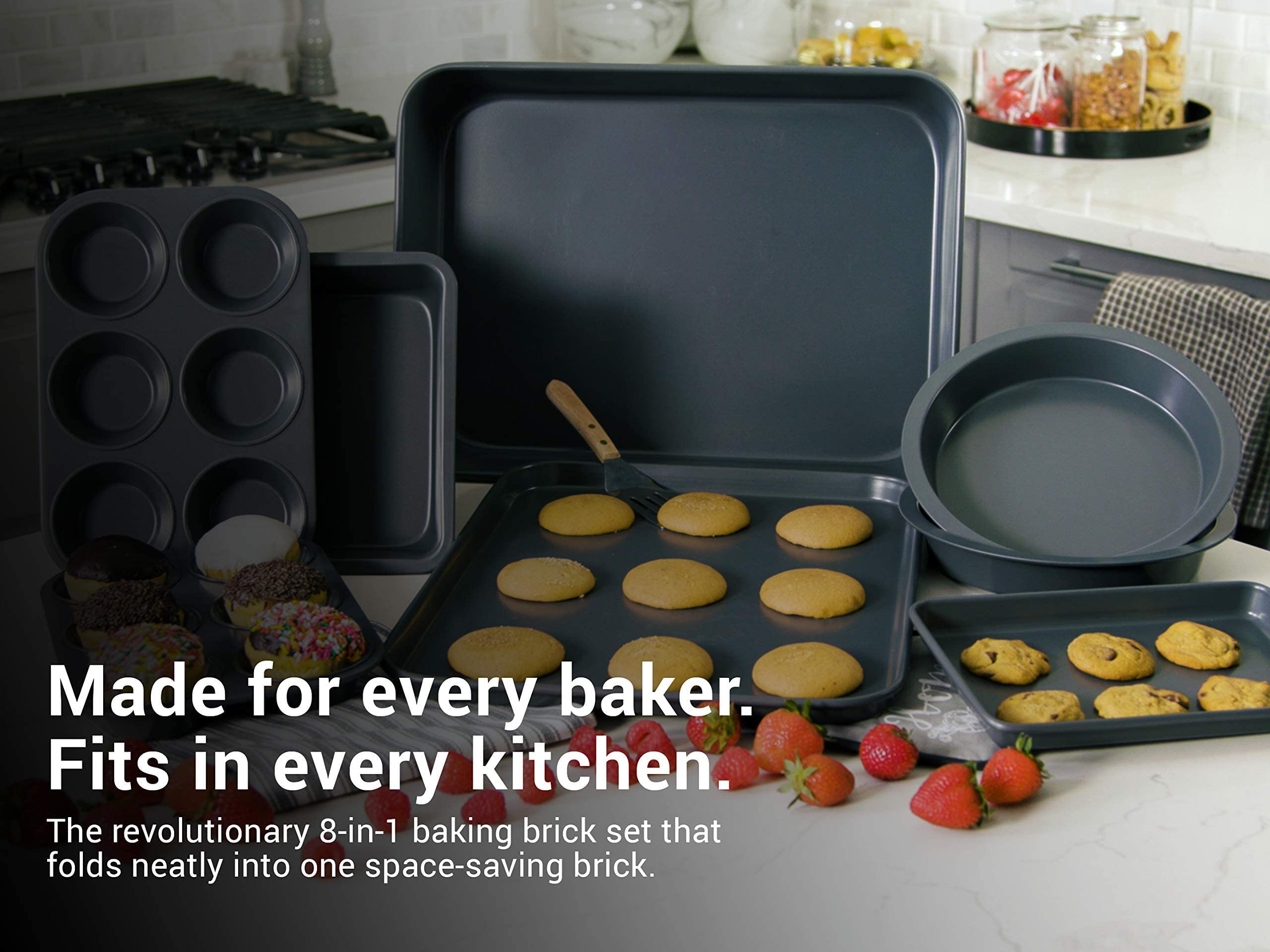 Elbee small oven tray ideal for cookies and vegetables.