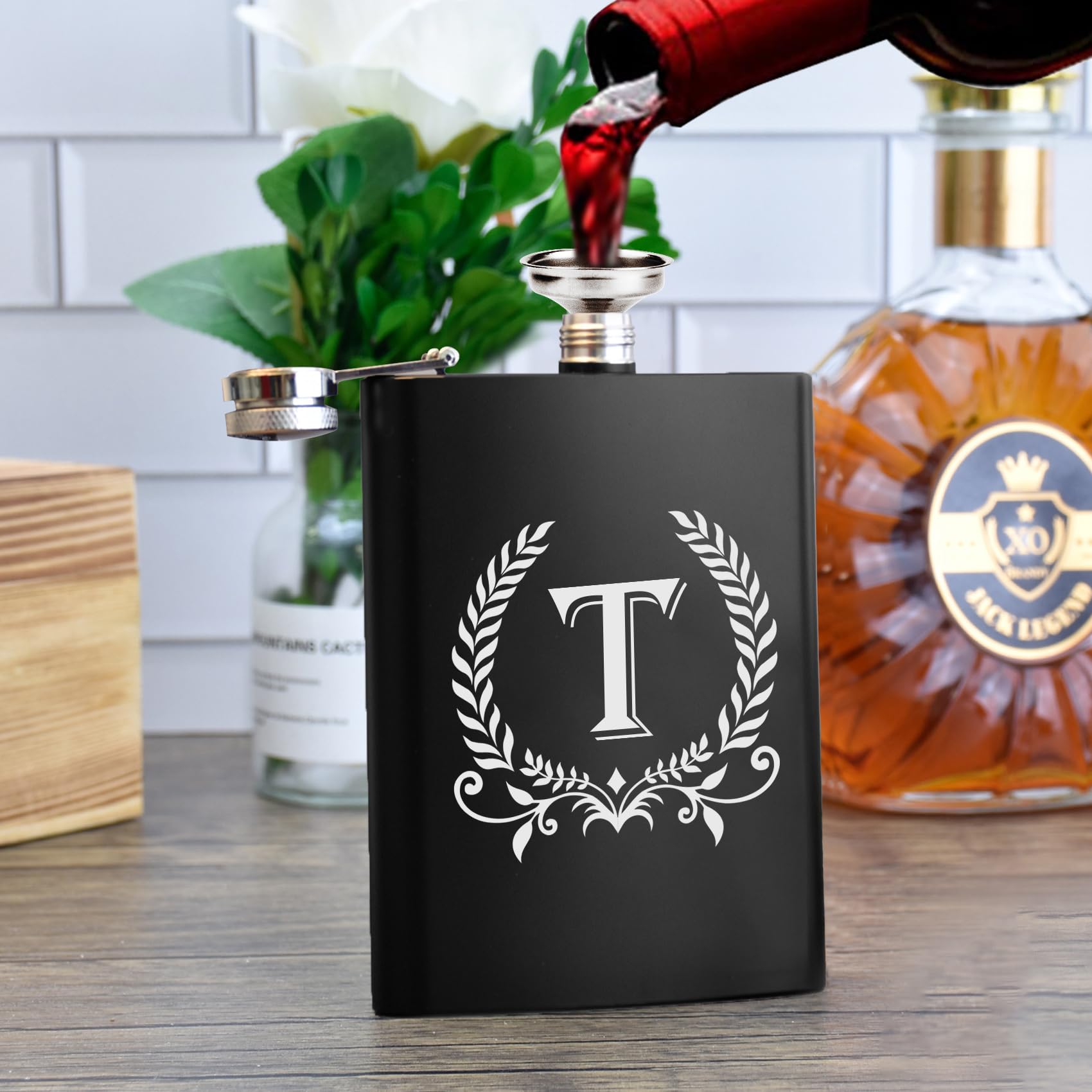 ELEGANTPARK hip flask 8oz capacity for convenient enjoyments on the move.