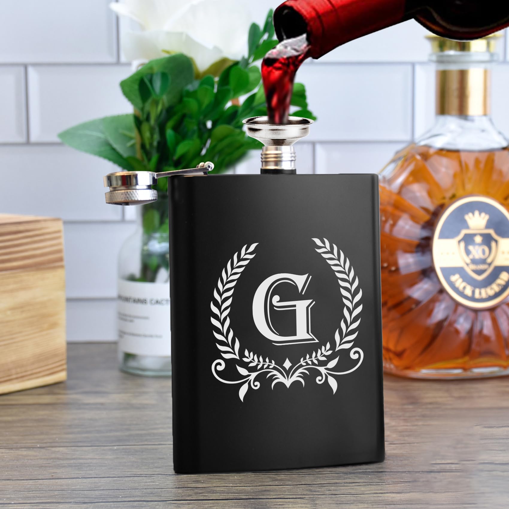 ELEGANTPARK monogram design adds elegance for weddings or celebrations