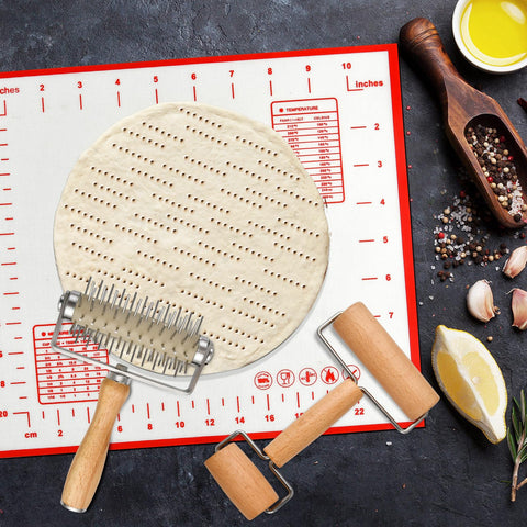 Elesunory kitchen-ready set fits everyday pizza, pastry, and cookie tasks.