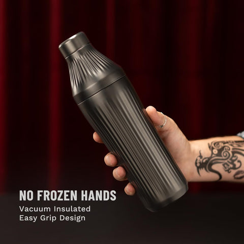 Measuring top on Elevated Craft shaker enabling precise ¼–6 oz pours