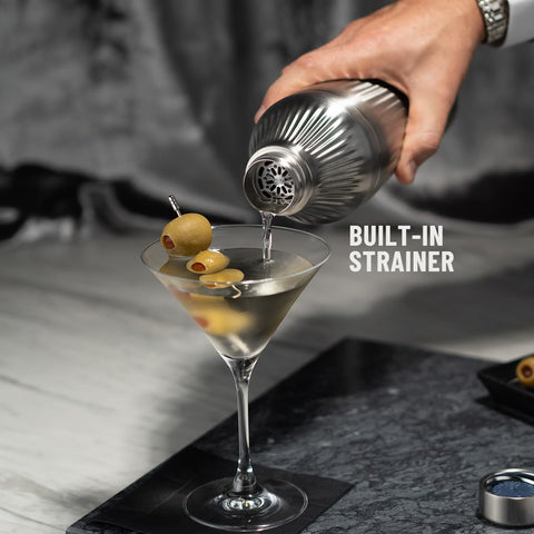 Elevated Craft Diamond Edition shaker shows smooth pour from integrated strainer