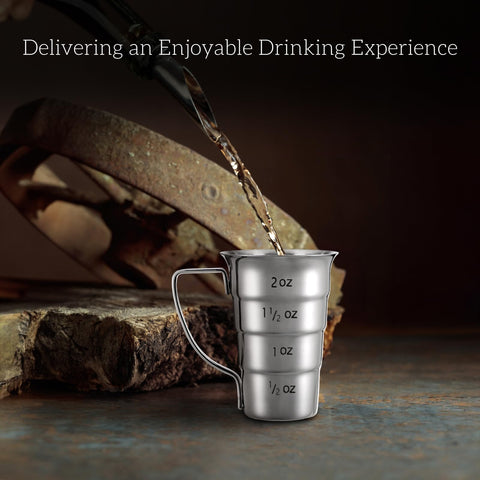 ELFULLY flared top edge promotes smooth, mess-free pouring.