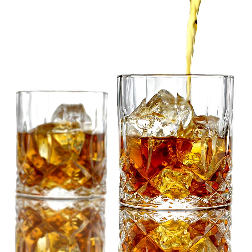 ELIDOMC diamond-cut whiskey glasses profile showing wedge-cut details
