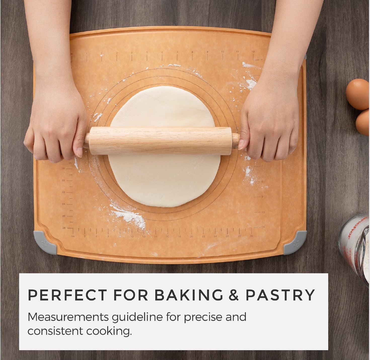 Elihome cutting board with non-slip feet stabilizes prep surface