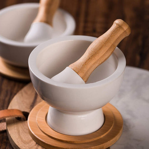 E-liu mortar dimensions: 4.6 inches in diameter and 3.8 inches high