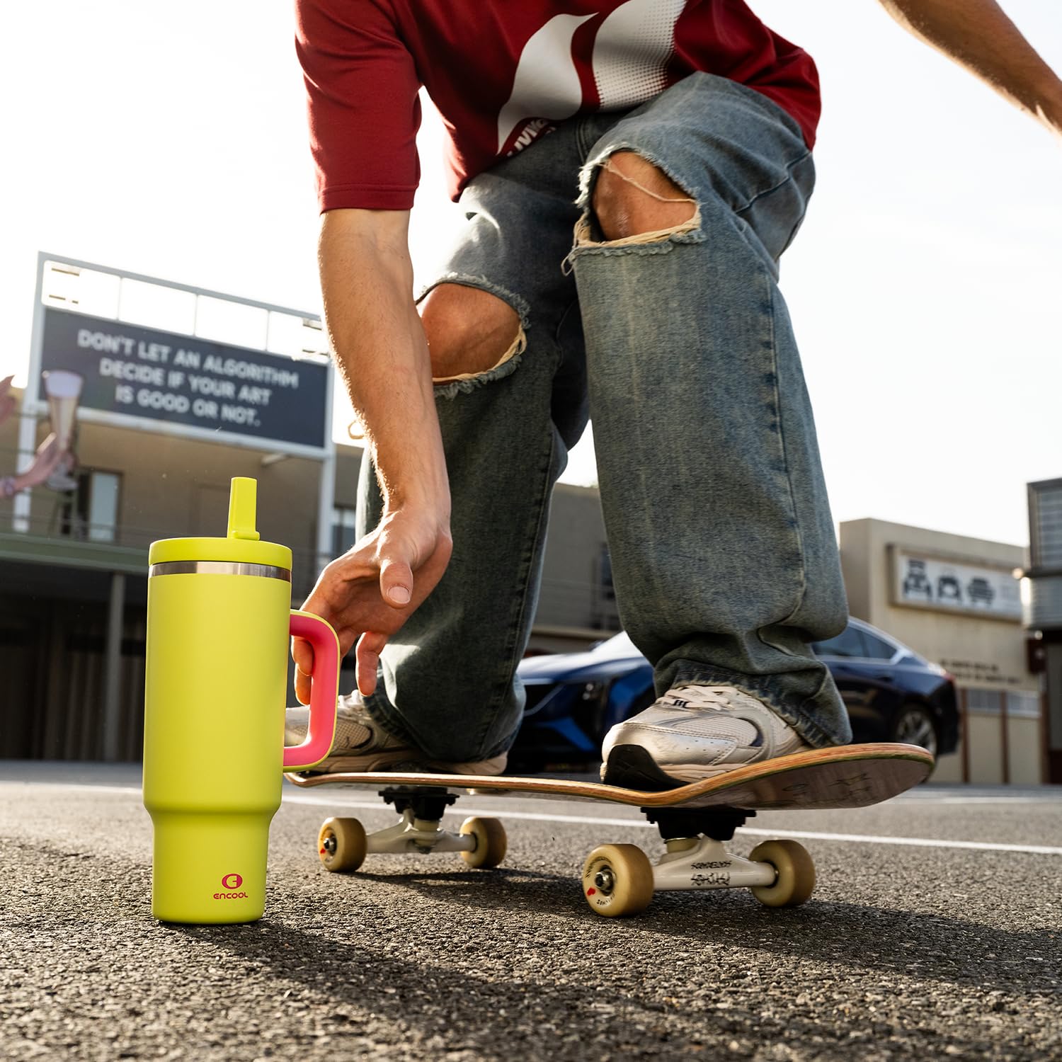 ENCOOL 40oz tumbler with flip-top lid for spill-free sipping on the move