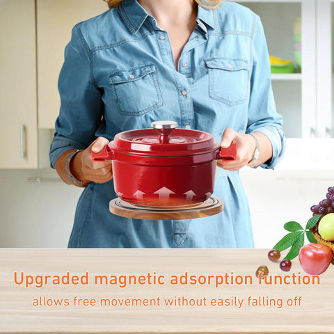 Enlisiwte magnetic pot holder with silicone rings enables safe, hands-free handling.