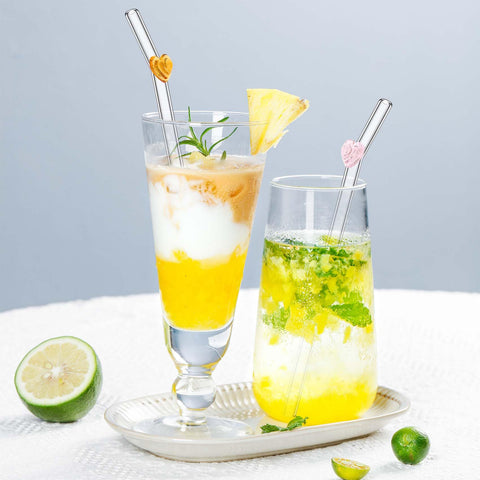 Heart straw used in coffee, juice, and cocktails by Eremaoy