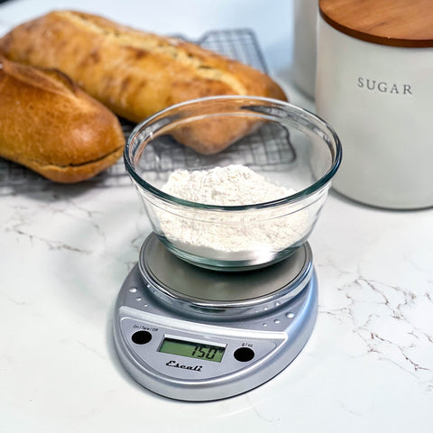 Escali Primo tare function enables zeroing for multiple ingredients or containers.
