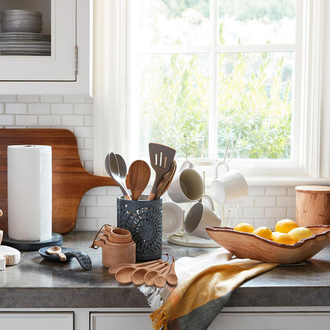 Esie Houzie natural woodgrain finish brings rustic charm to any kitchen.