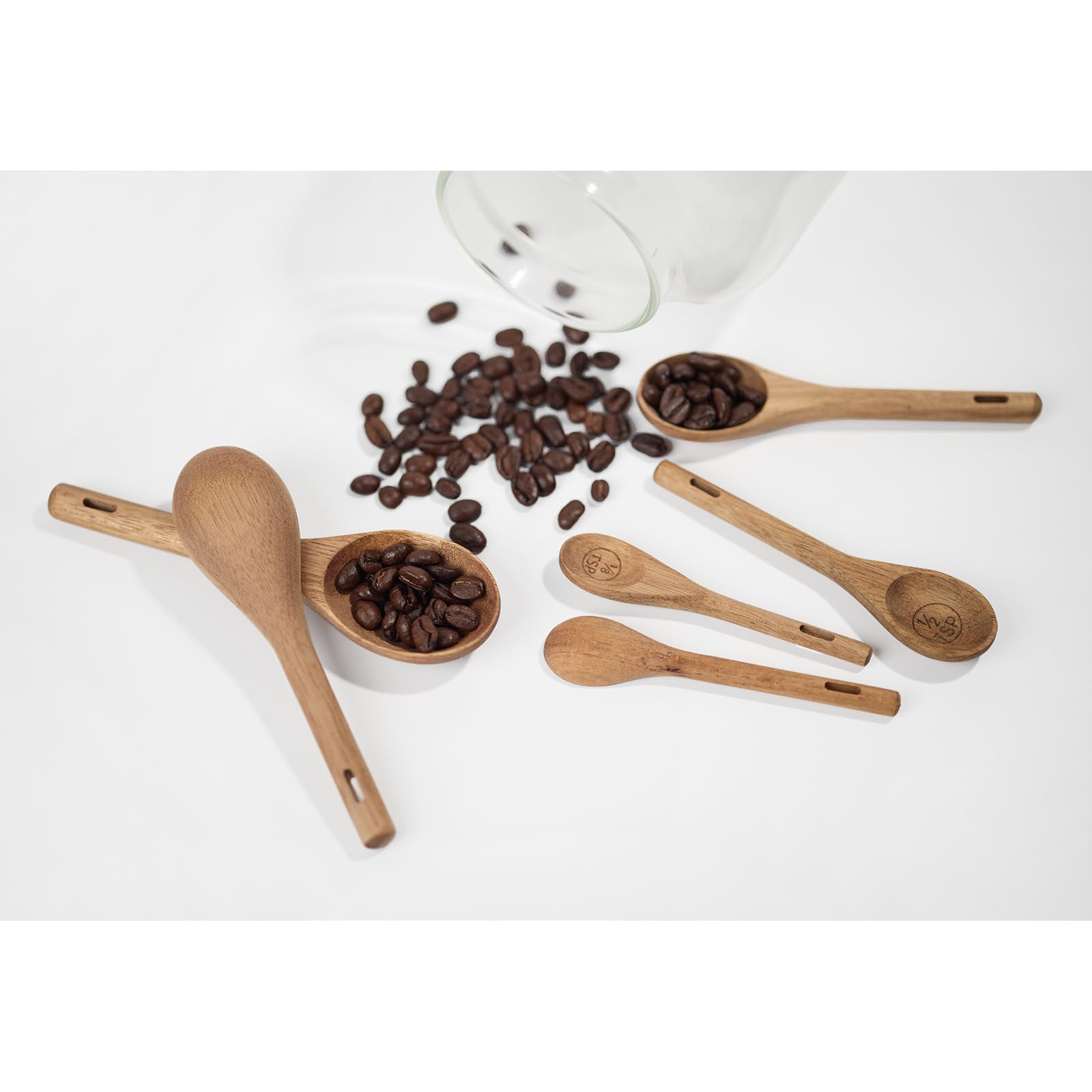 Esie Houzie natural acacia wood design adds warm ambiance