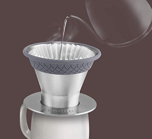 A steaming cup brewed with ESPRO Bloom, highlighting aroma and clean flavor.