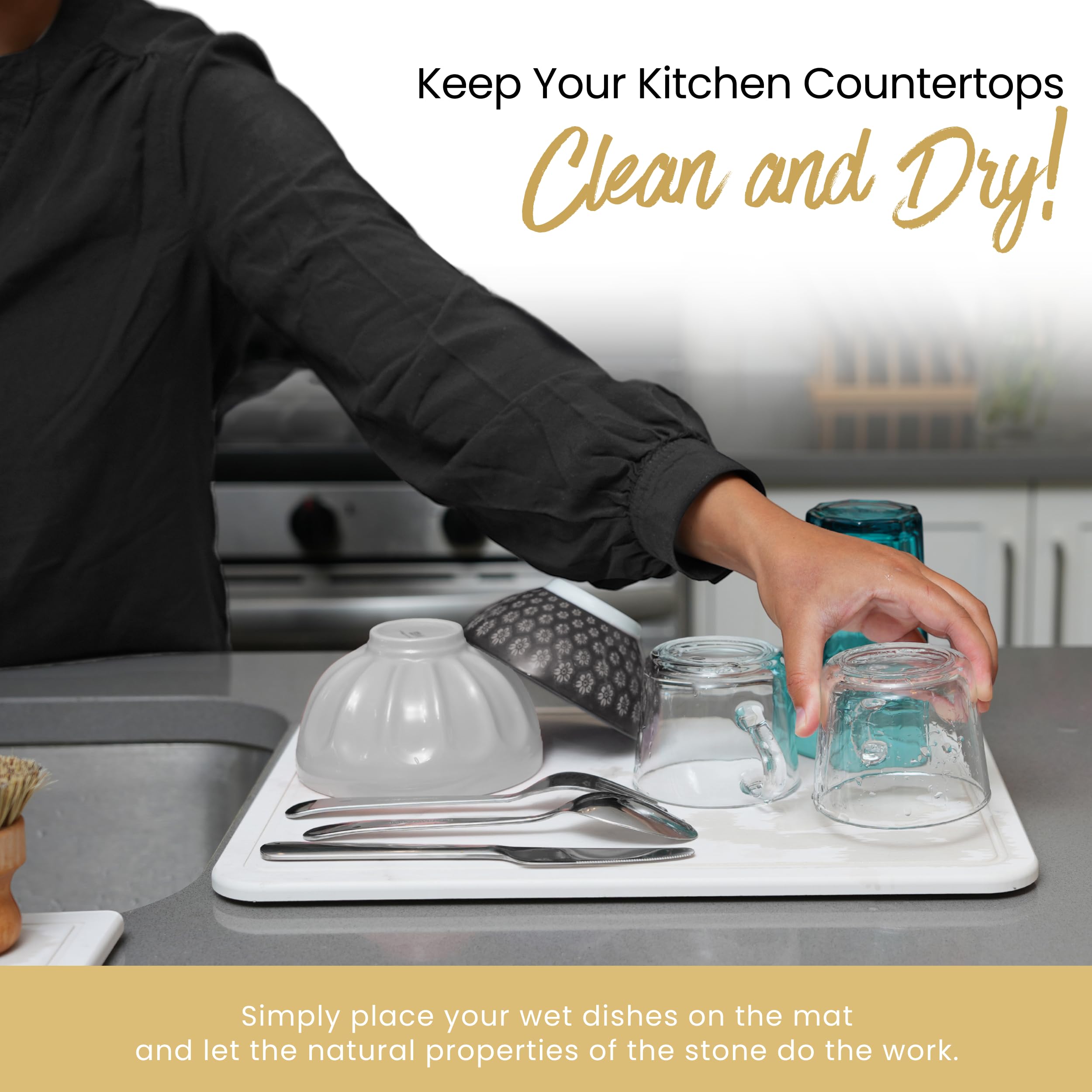 Essencoso kitchen sink caddy with non-slip feet helps organize and protect surfaces.