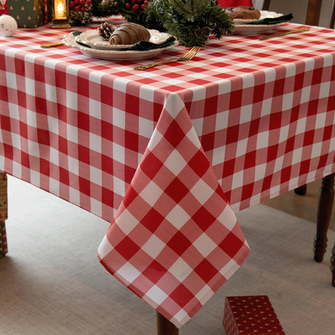 Essifunia classic gingham tablecloth close-up, waterproof weave ideal for outdoor dining