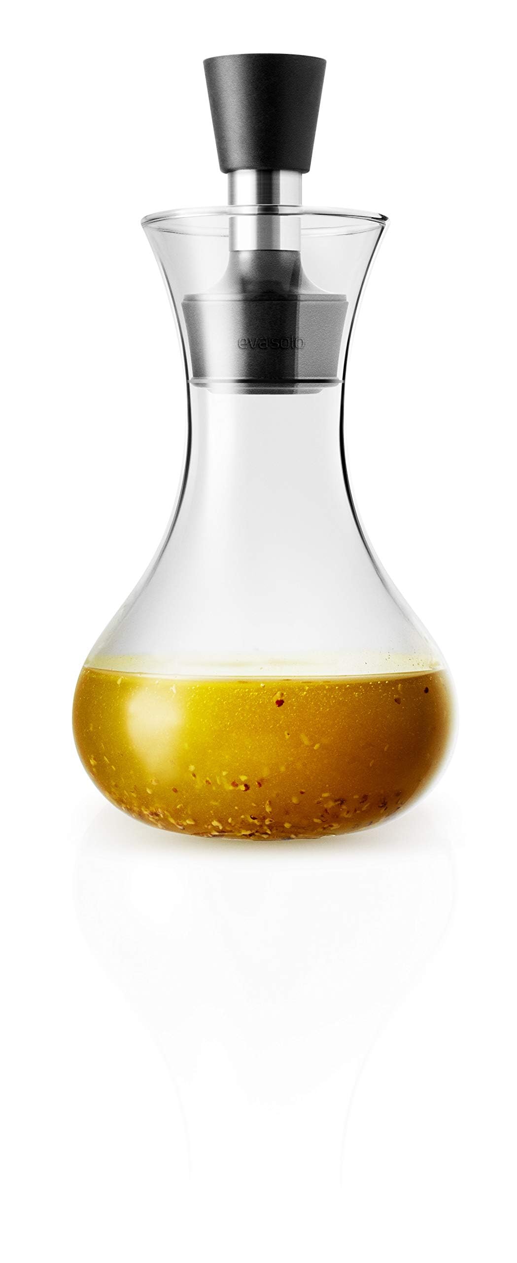 Eva Solo dressing shaker drip-free spout prevents table drips during serving.
