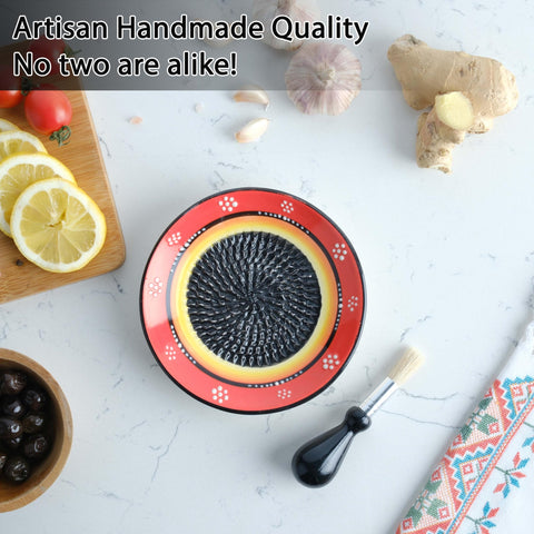 EVANILIFE ginger and cheese grate detail reveals textured ceramic surface for spices