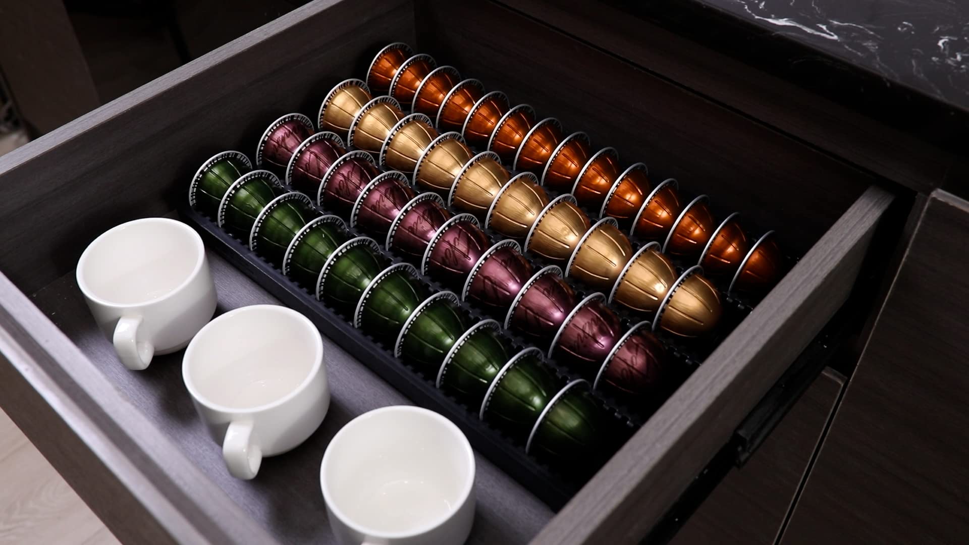 EVERIE patented slot design for versatile coffee pods supports various sizes.
