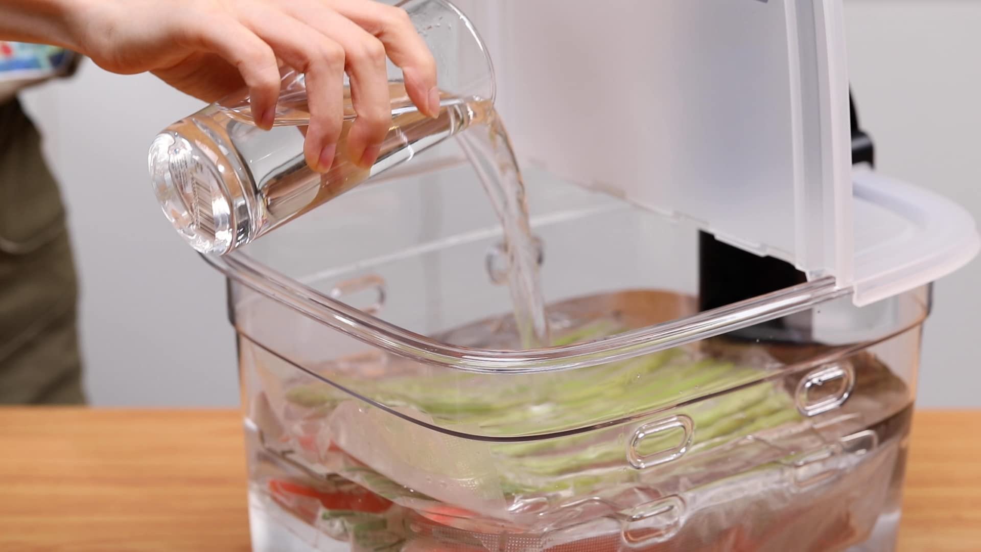 EVERIE 2022 model sous vide container designed for home chefs