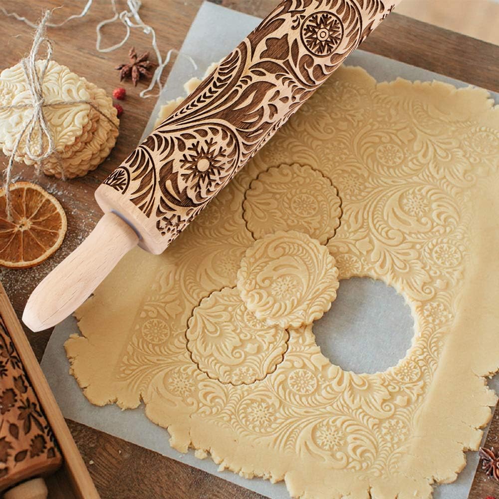 Evermarket easy-clean rolling pin cleans quickly under running water.