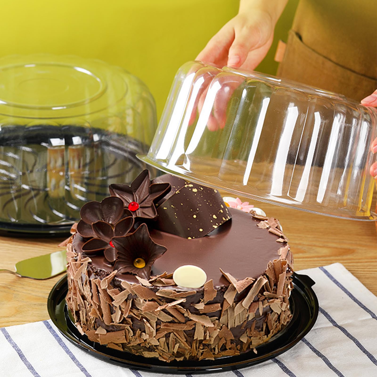EWAFILU stackable trays save space during storage