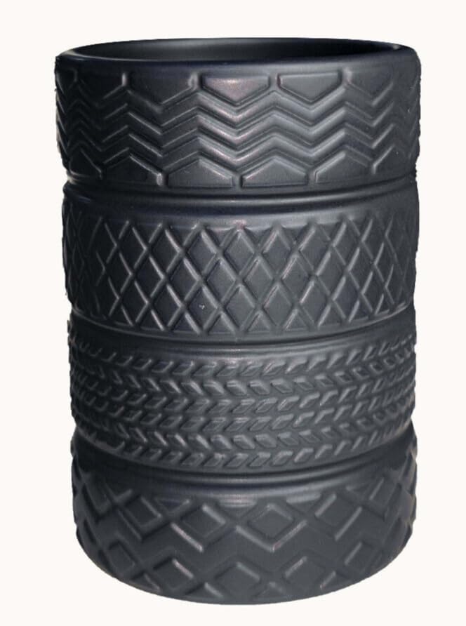 EXIGENT gift-ready tire mug appeals to car lovers and DIYers.