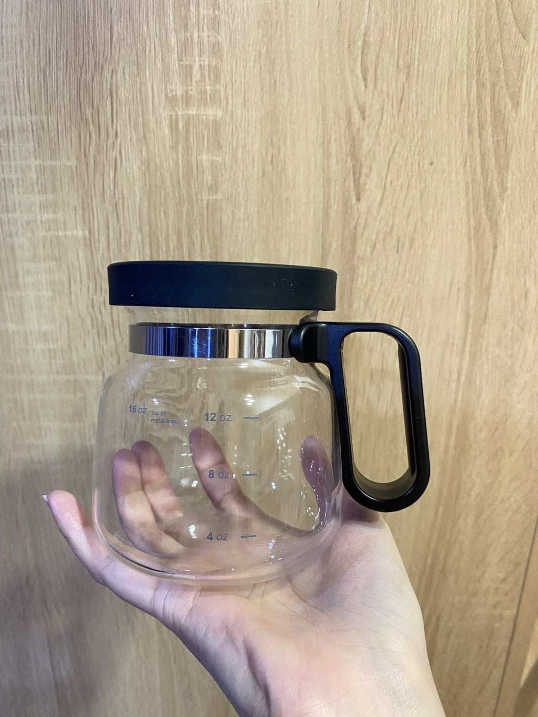 EXIGENT 16 oz capacity suits hot beverages and iced drinks.