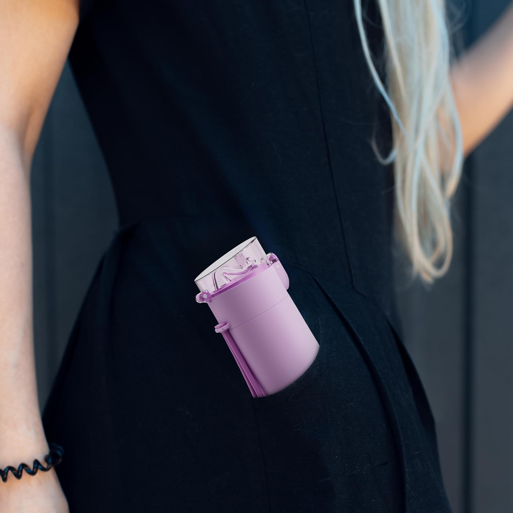 Exllena multi-purpose bottle suits coffee, milk and hydration during activities.