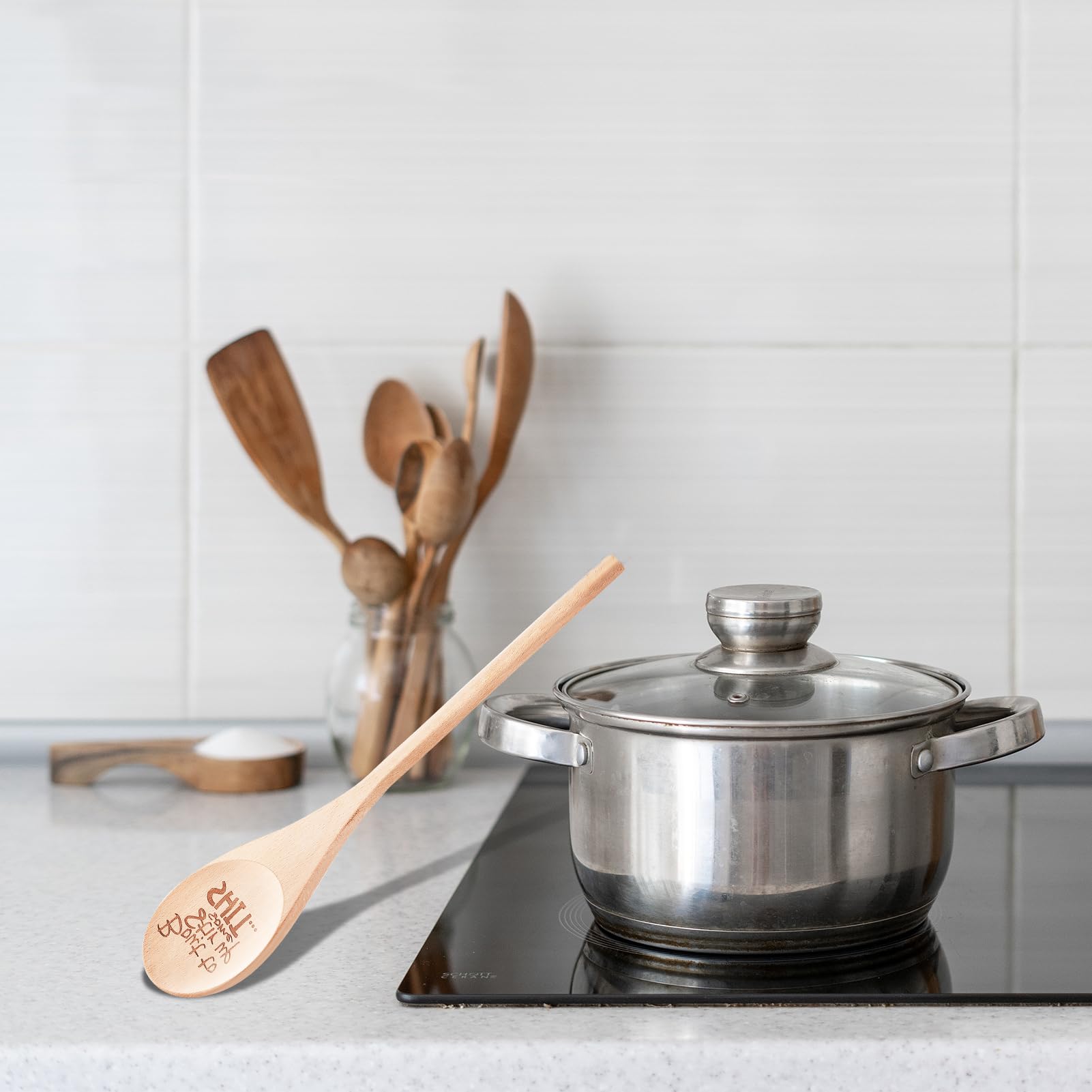 EYEOO spoon gentle on non-stick cookware and suitable for delicate mixing.