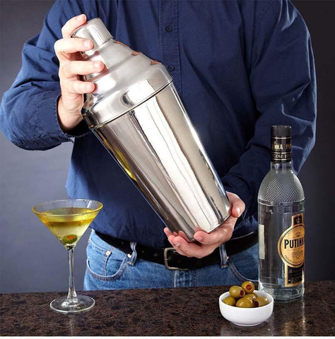 Eyesys 60oz capacity suits large batches for parties or events.
