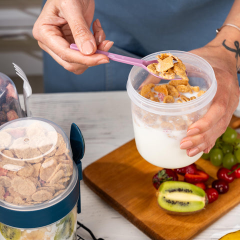 EYNEL clear plastic parfait cups showcase toppings and colors
