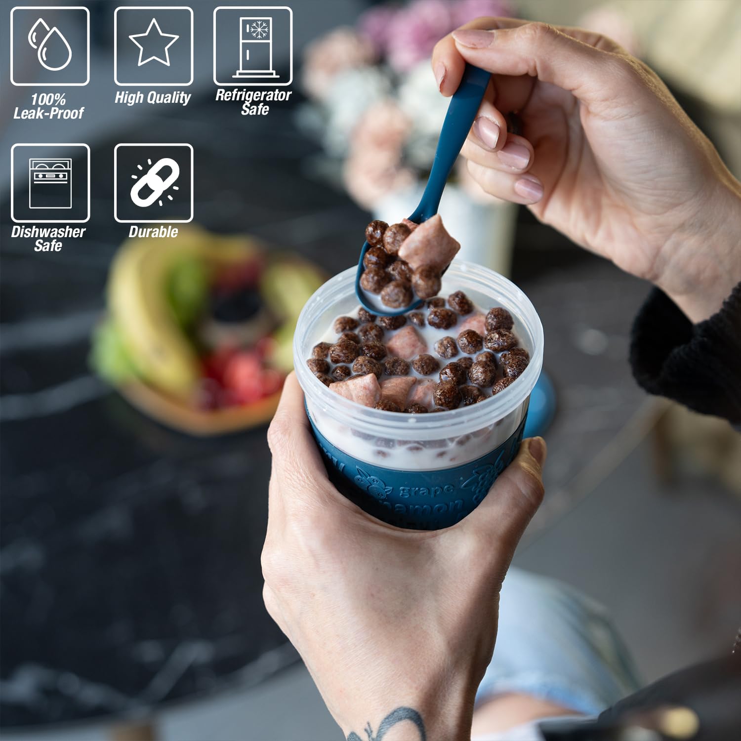EYNEL portable overnight oats container shows leak-proof design for travel.